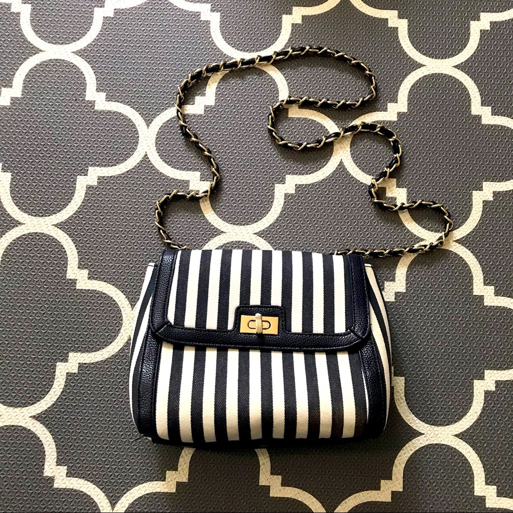 Forever 21 purse